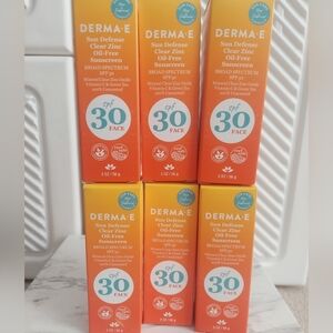 6 Derma-E Sunacreen Spf 30 Clear Zinc Oil Free Vit C/Green Tea/Unscented 2oz Ea.